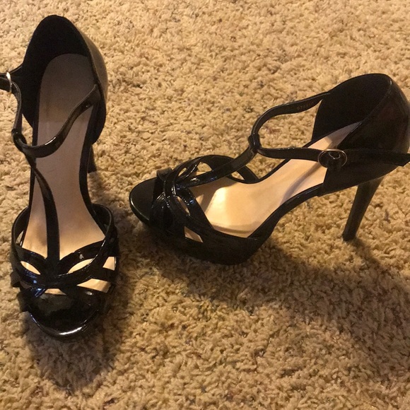 Charlotte Russe Black strappy heels size 8 - Picture 2 of 3